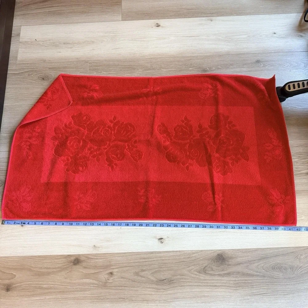 Cannon Cavalier Red Floral Bath Towel Vintage Cotton Fringe Made In USA